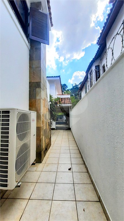 Sobrado à venda ou para alugar com 4 suítes em Jardim Marajoara, São Paulo, SP
