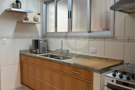 Sobrado à venda com 3 quartos em Água Fria, São Paulo, SP