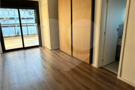 Casa à venda com 2 suítes no condomínio Gran Loft, Cotia - SP