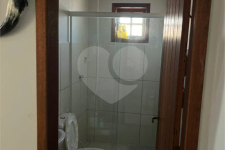 Chácara à venda com 4 quartos em Retiro, São Pedro da Aldeia, RJ
