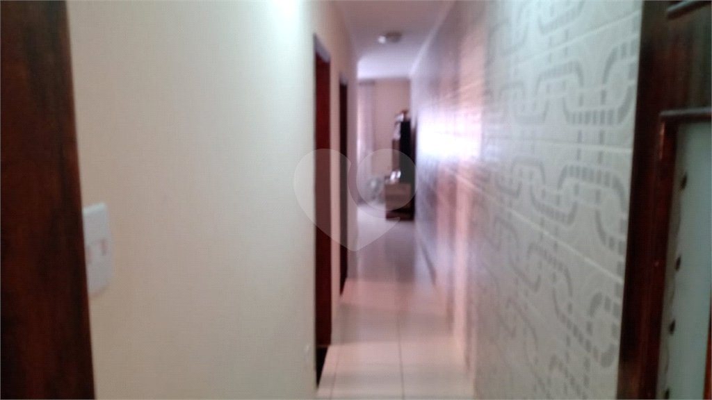 Casa à venda com 4 quartos, sendo 2 suítes,  em Jardim Terezópolis, Guarulhos, SP