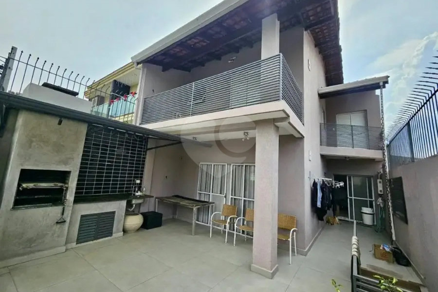 Sobrado à venda com 3 quartos, sendo 1 suíte, em Limão, São Paulo, SP