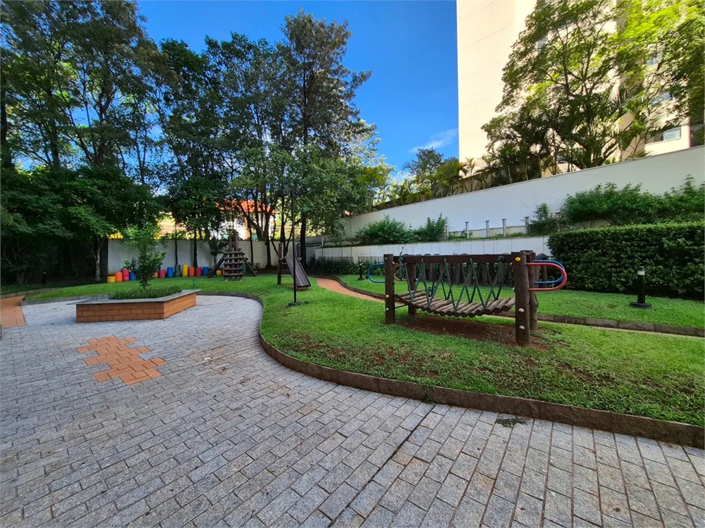 Apartamento à venda com 3 quartos, sendo 2 suítes,  em Jardim Bonfiglioli, São Paulo, SP