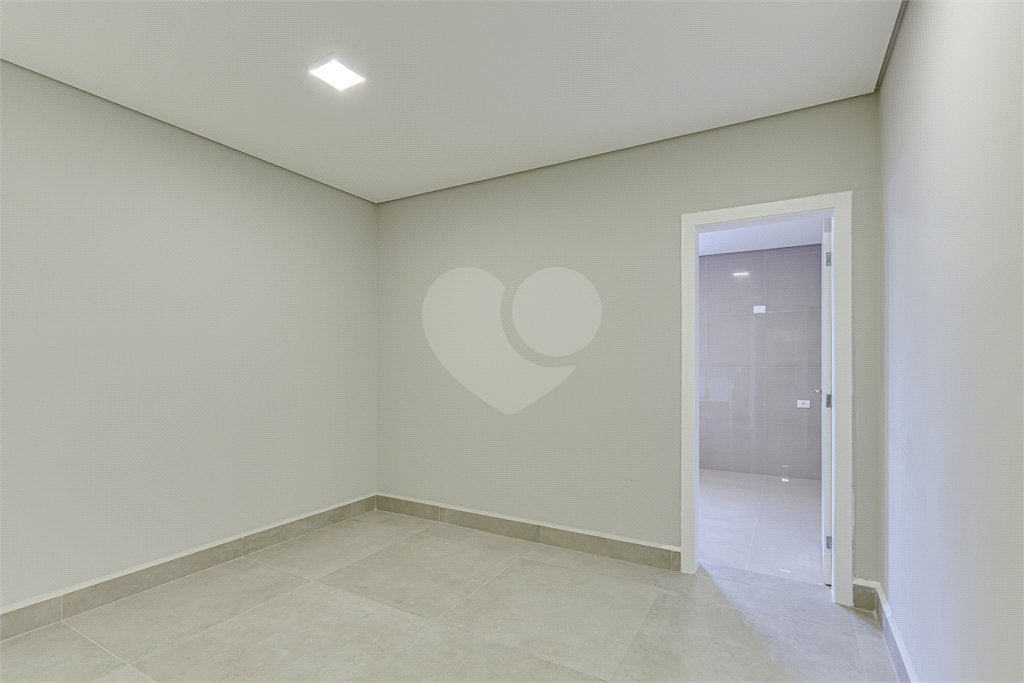 Casa à venda com 4 suítes no condomínio Carmen, São Paulo - SP
