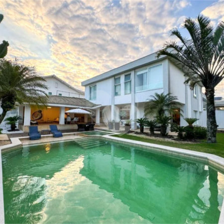Casa à venda com 5 suítes no condomínio Malibu, Rio de Janeiro - RJ