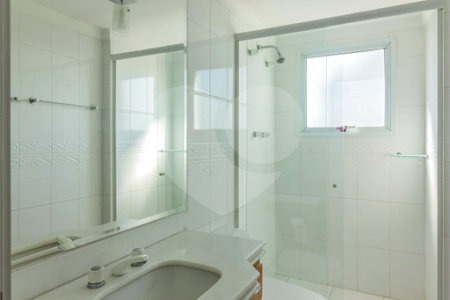 Apartamento à venda com 3 suítes em Campo Belo, São Paulo, SP