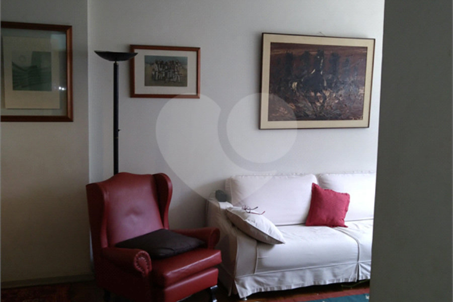 Apartamento à venda com 3 quartos, sendo 1 suíte, em Pinheiros, São Paulo, SP