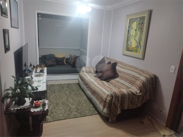 Apartamento à venda com 3 quartos, sendo 1 suíte,  em Vila Clementino, São Paulo, SP