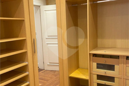 Apartamento à venda com 4 suítes em Vila Suzana, São Paulo, SP