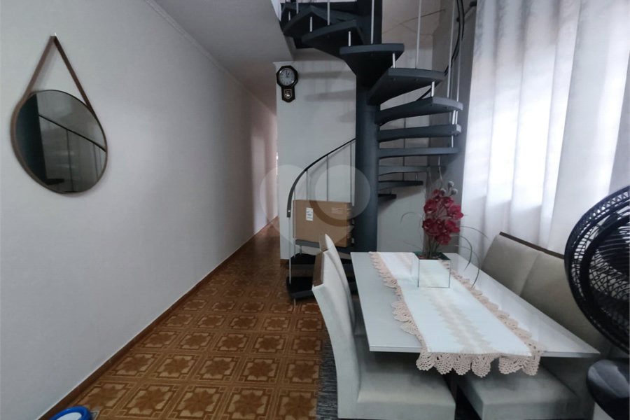 Sobrado à venda com 3 quartos, sendo 1 suíte, em Tremembé, São Paulo, SP