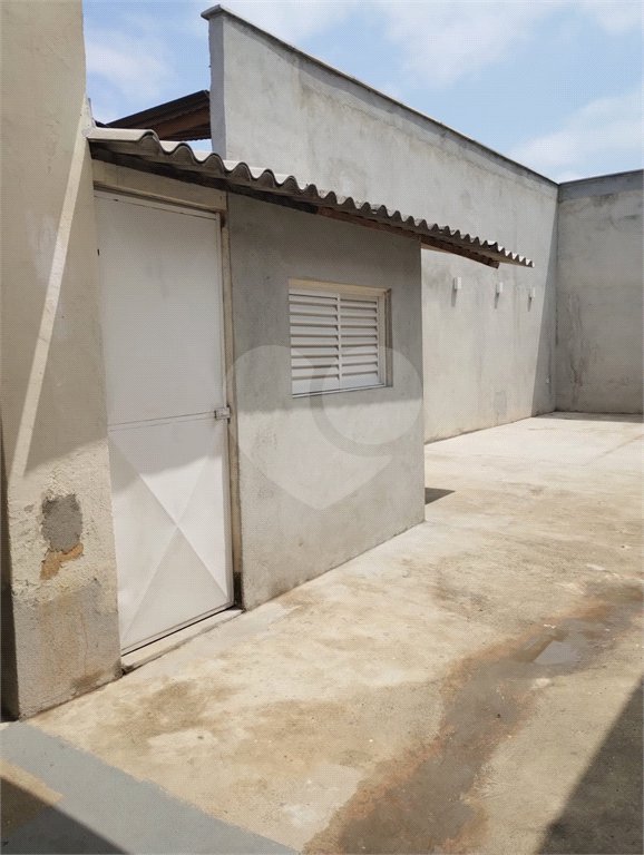 Casa Térrea à venda com 1 quarto em Vila Nivi, São Paulo, SP