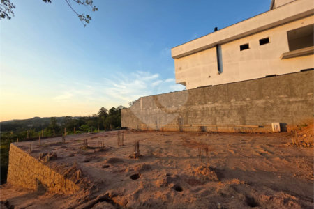 Terreno à venda no condomínio Reserva dos Jatobás, Louveira - SP