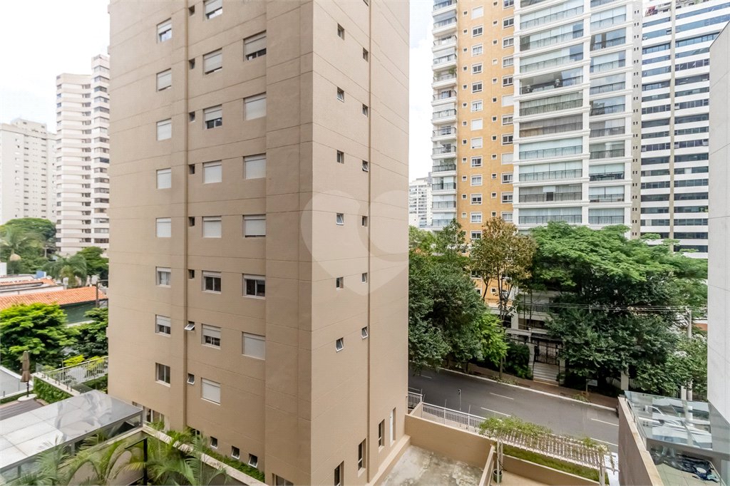 Sala à venda com 1 suíte em Moema, São Paulo, SP