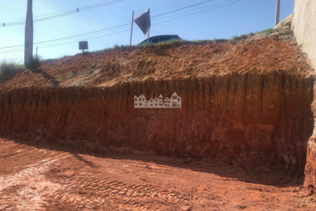 Terreno à venda no condomínio Alto da Floresta, Bom Jesus dos Perdões - SP
