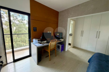 Apartamento à venda com 4 suítes em Jardim Marajoara, São Paulo, SP