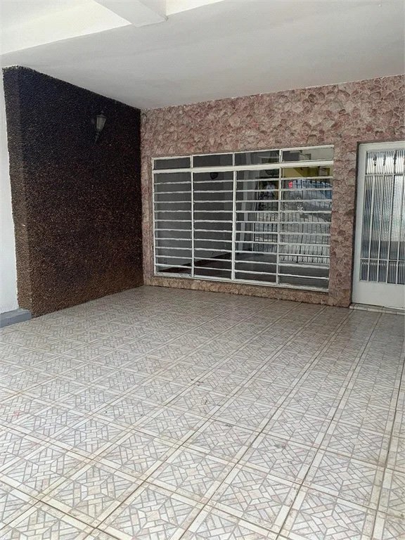 Sobrado à venda com 3 quartos em Vila Progredior, São Paulo, SP