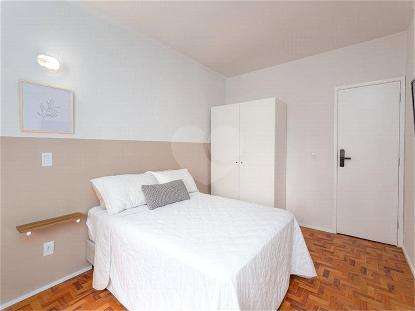 Apartamento à venda com 4 quartos, sendo 2 suítes, em Pinheiros, São Paulo, SP