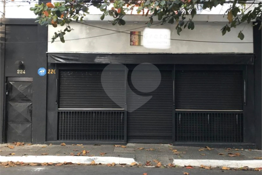 Sobrado à venda com 12 quartos em Freguesia do Ó, São Paulo, SP