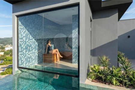 Casa à venda com 4 suítes no condomínio Residencial Green Ville, Rio de Janeiro - RJ
