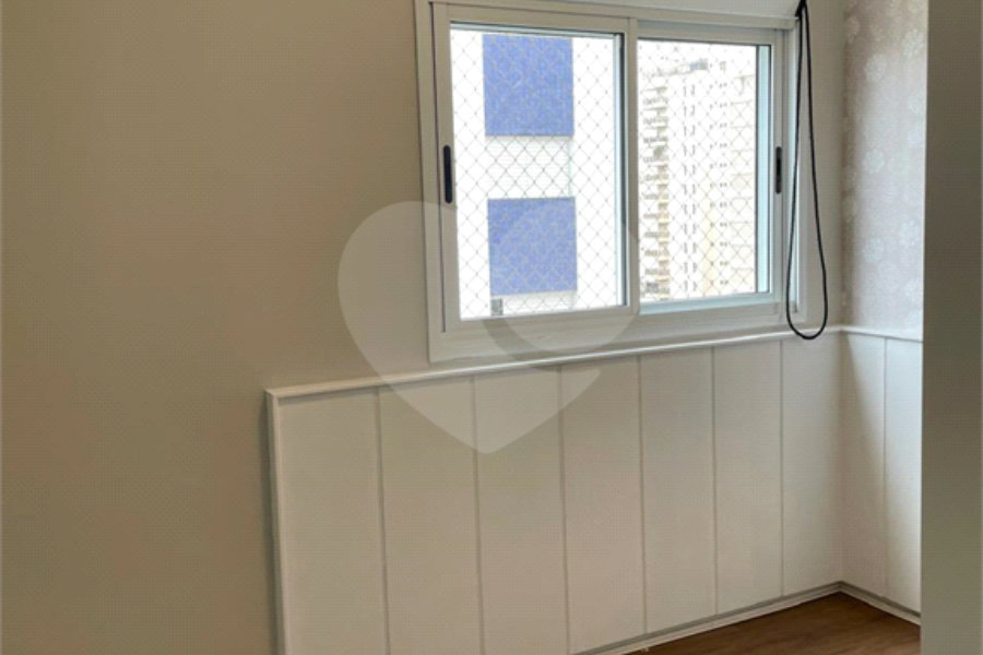 Apartamento à venda com 3 suítes em Campo Belo, São Paulo, SP