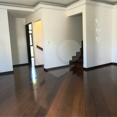 Sobrado à venda com 3 quartos, sendo 2 suítes, em Jardim Ivana, São Paulo, SP