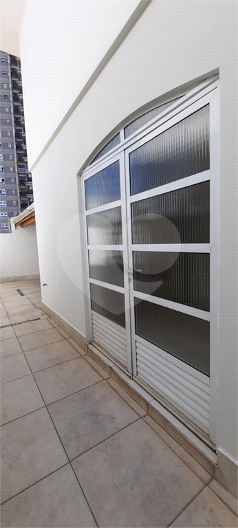 Sobrado à venda com 3 quartos, sendo 1 suíte, em Vila Firmiano Pinto, São Paulo, SP