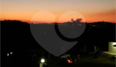 Chácara à venda com 4 quartos, sendo 2 suítes,  em Batatuba, Piracaia, SP