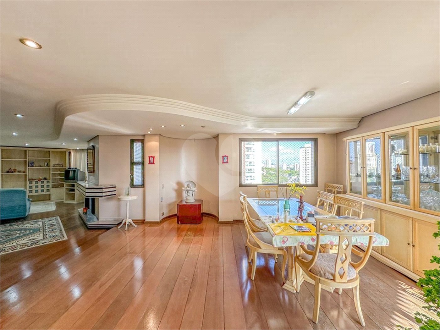 Apartamento à venda com 3 suítes em Vila Santo Estevão, São Paulo, SP