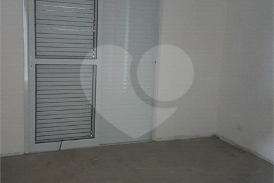 Casa à venda com 5 quartos, sendo 3 suítes,  em Serra da Cantareira, Mairiporã, SP