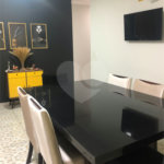 Sobrado à venda com 3 quartos, sendo 1 suíte, em Vila Tibiriçá, Santo André, SP