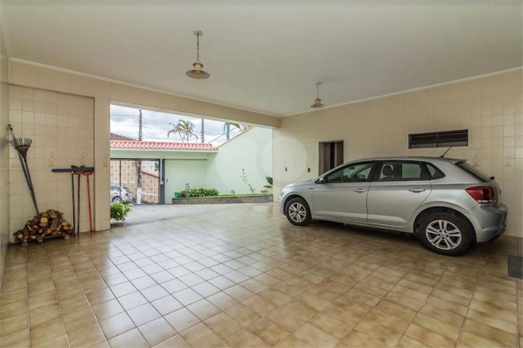 Casa à venda com 3 suítes em Horto, São Paulo, SP