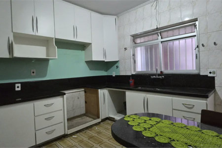 Casa à venda com 3 quartos, sendo 1 suíte, em Lar São Paulo, São Paulo, SP