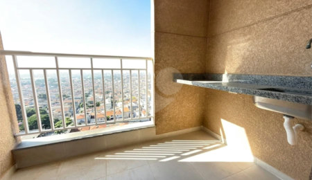 Apartamento à venda com 2 quartos, sendo 1 suíte,  em Vila Medeiros, São Paulo, SP