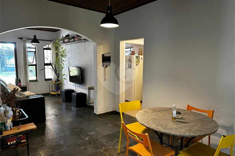 Casa à venda com 3 quartos, sendo 1 suíte, em Planalto Paulista, São Paulo, SP