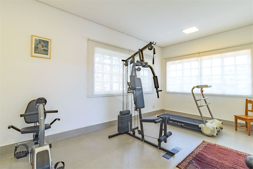 Casa à venda com 7 quartos, sendo 5 suítes,  em Morumbi, São Paulo, SP
