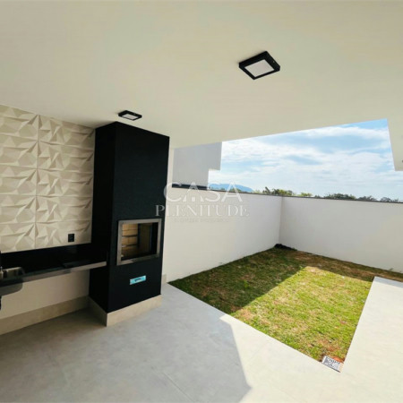 Casa em condomínio à venda com 3 quartos, sendo 1 suíte, no Centro, Araçoiaba da Serra, SP