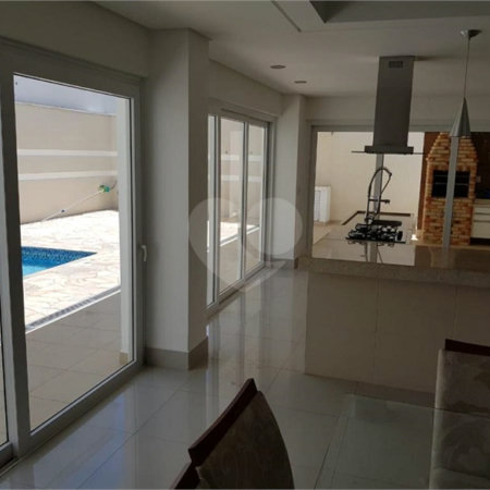 Casa à venda com 3 suítes no condomínio Residencial Parque Esplanada, Votorantim - SP