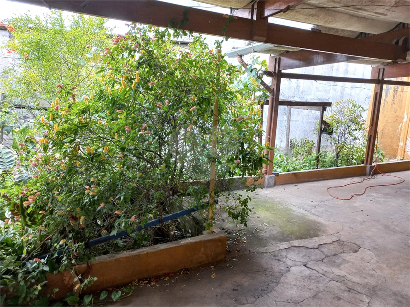 Casa Térrea à venda com 1 quarto em Vila Nivi, São Paulo, SP