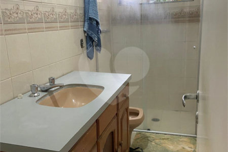 Casa à venda com 3 quartos, sendo 2 suítes, em Vila Carrão, São Paulo, SP