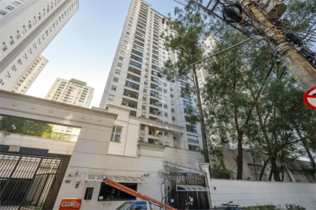 Apartamento à venda com 3 quartos, sendo 1 suíte,  em Jardim Parque Morumbi, São Paulo, SP