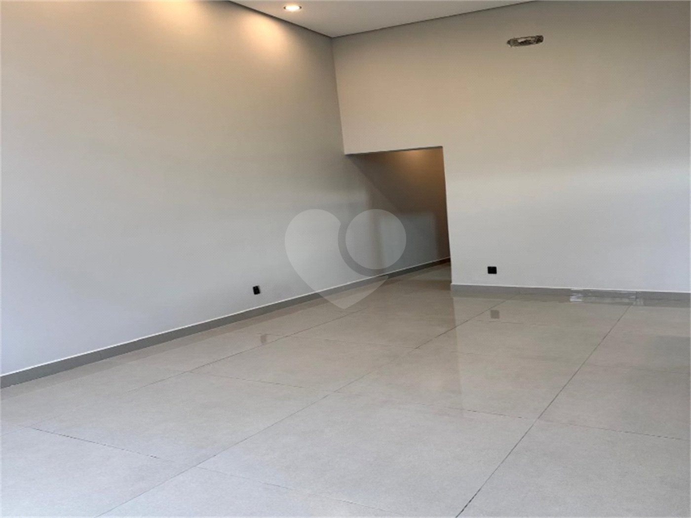 Casa à venda com 3 quartos, sendo 1 suíte, no condomínio Jardim Residencial Villagio Ipanema I, Sorocaba - SP