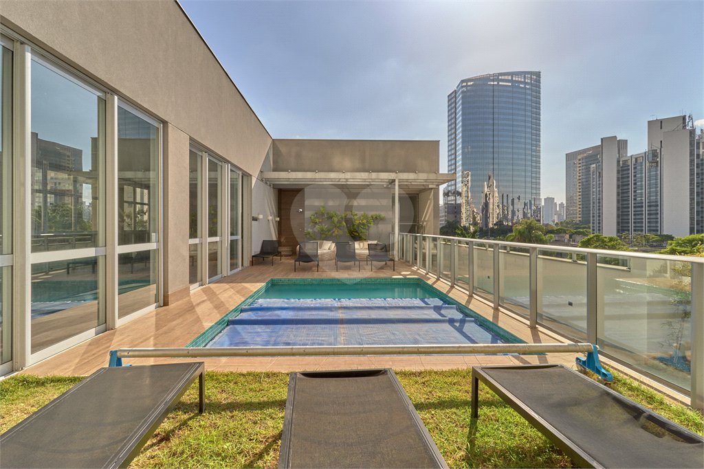 Apartamento à venda com 3 suítes em Brooklin, São Paulo, SP