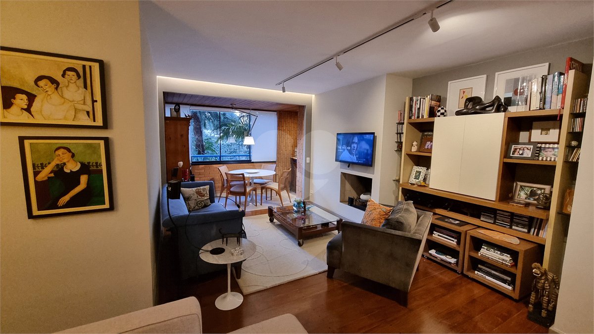Apartamento à venda com 3 quartos, sendo 1 suíte,  em Brooklin Paulista, São Paulo, SP