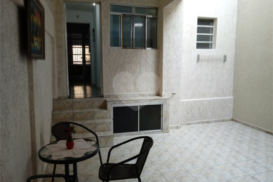 Sobrado à venda com 3 quartos no Brasilândia, São Paulo, SP