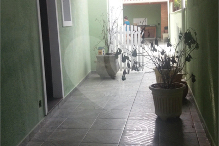 Sobrado à venda com 3 quartos, sendo 1 suíte, em Horto, São Paulo, SP