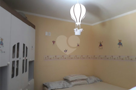 Casa térrea no Samambaia.