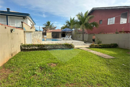 Casa à venda com 3 quartos, sendo 1 suíte,  no condomínio Morada da Praia, Bertioga - SP