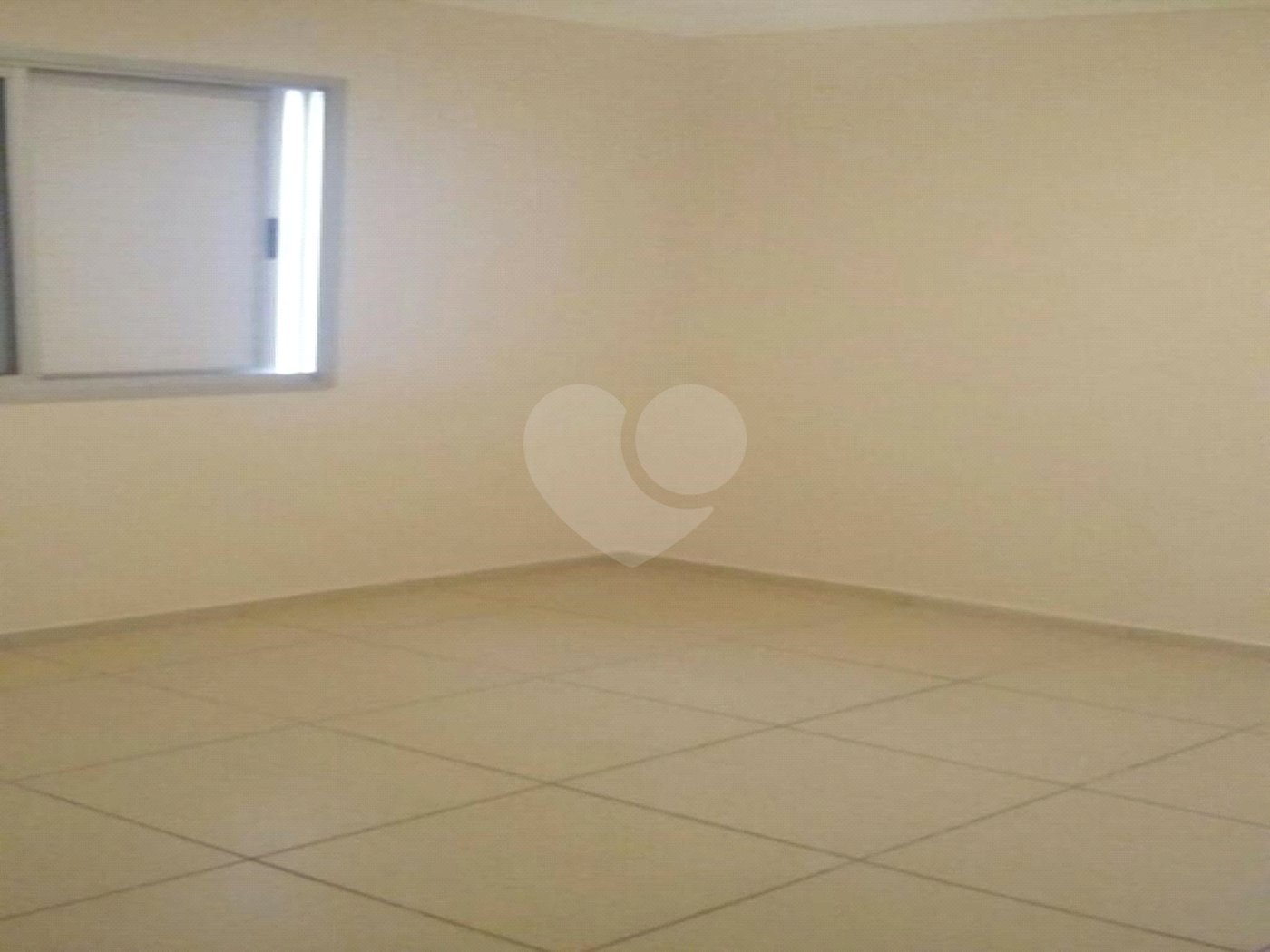 Apartamento à venda com 3 quartos, sendo 1 suíte,  em Jardim Luísa, São Paulo, SP