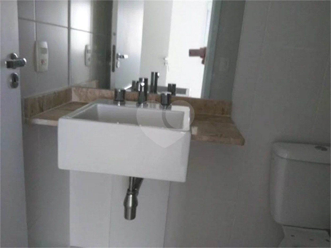 Apartamento à venda com 2 quartos, sendo 1 suíte,  em Vila Paiva, São Paulo, SP
