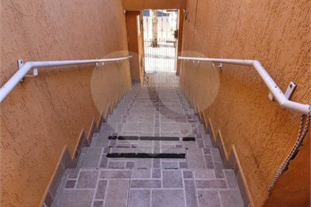 Casa à venda com 5 quartos, sendo 1 suíte, em Vila Hortência, Sorocaba, SP